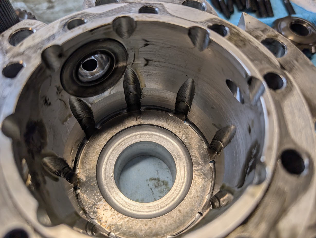 The inside of a C5 Corvette differential carrier, where the clutch pack would normally go. The walls are smooth in the picture.