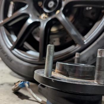 A dorman 610-323 on a C5 Corvette hub, which fits and is extended over OEM